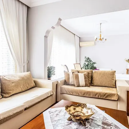 Lägenhet Tasteful Flat Near Moda Coast In Central Kadikoy Istanbul